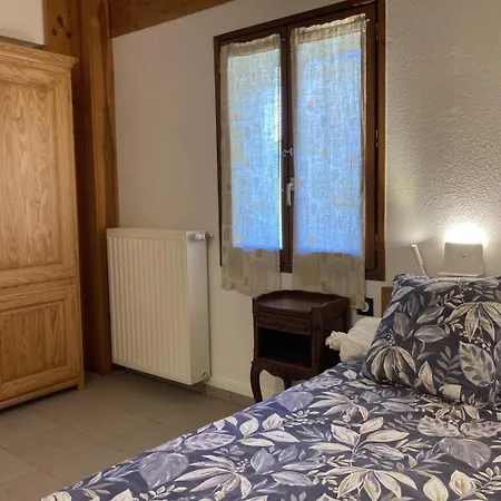 Holiday home Les Lilas 2/4 Personnes *